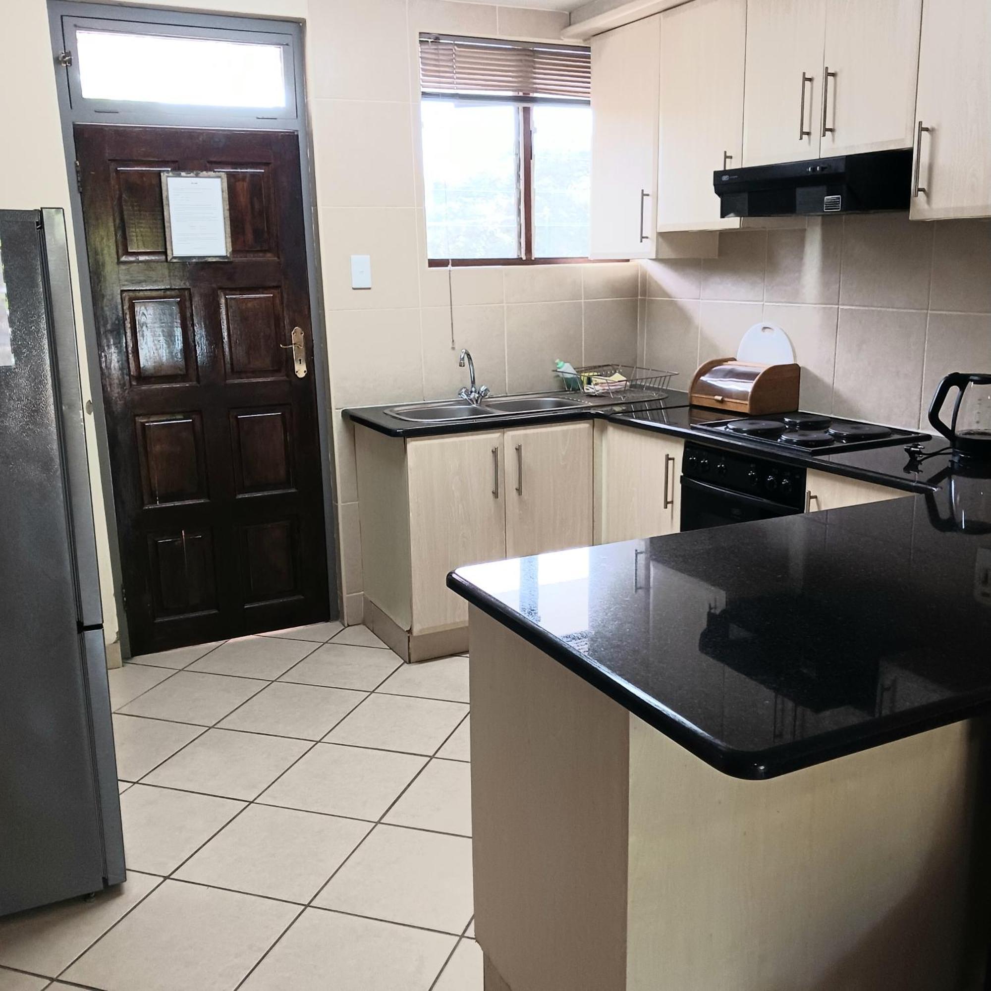 Flamingo Holiday Flats St Lucia Bagian luar foto