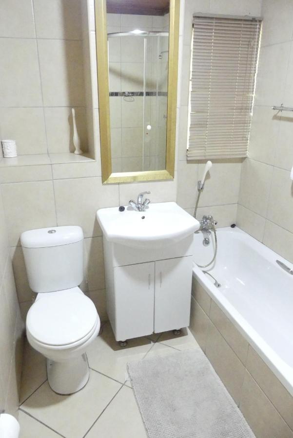 Flamingo Holiday Flats St Lucia Bagian luar foto